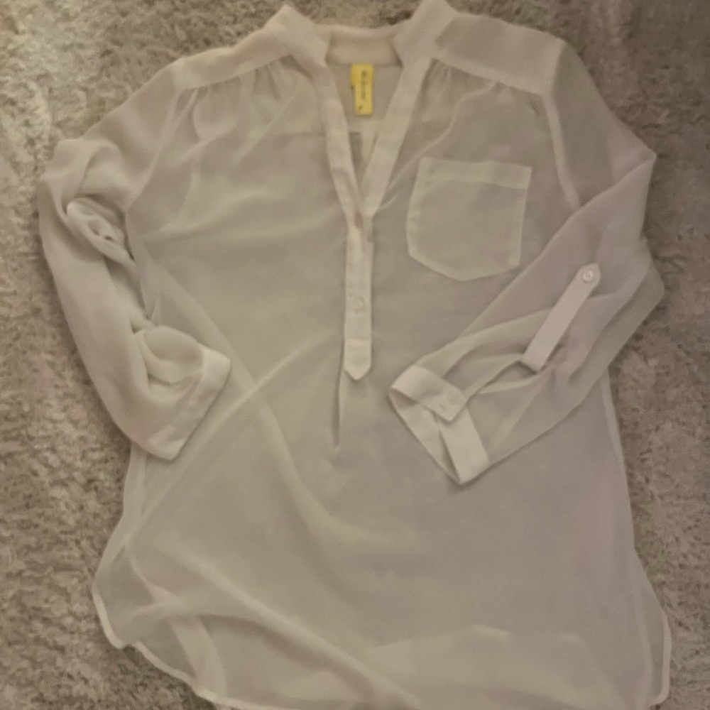 Bee Stitched Women’s Sheer White Long Sleeved Top Sz Large